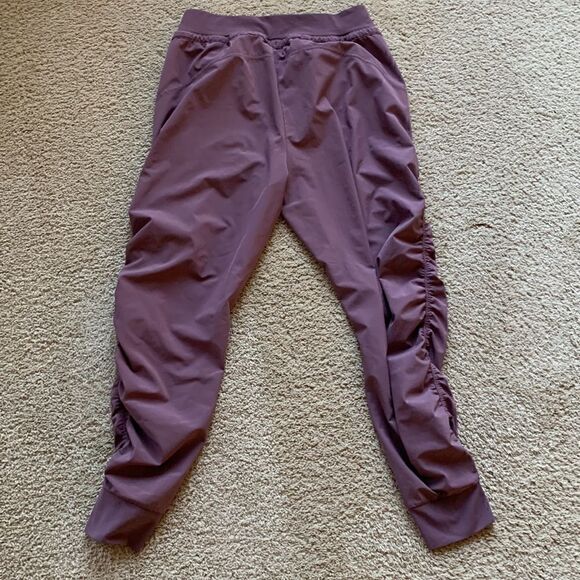 ATHLETA Attitude Jogger Workout Pink Pants size 6 - Picture 4 of 7